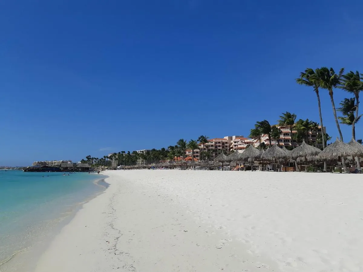 Wonders Boutique Hotel Oranjestad 3*,