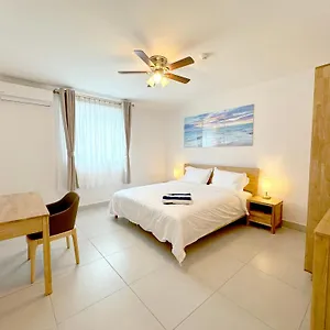 Bon Bini Hotel