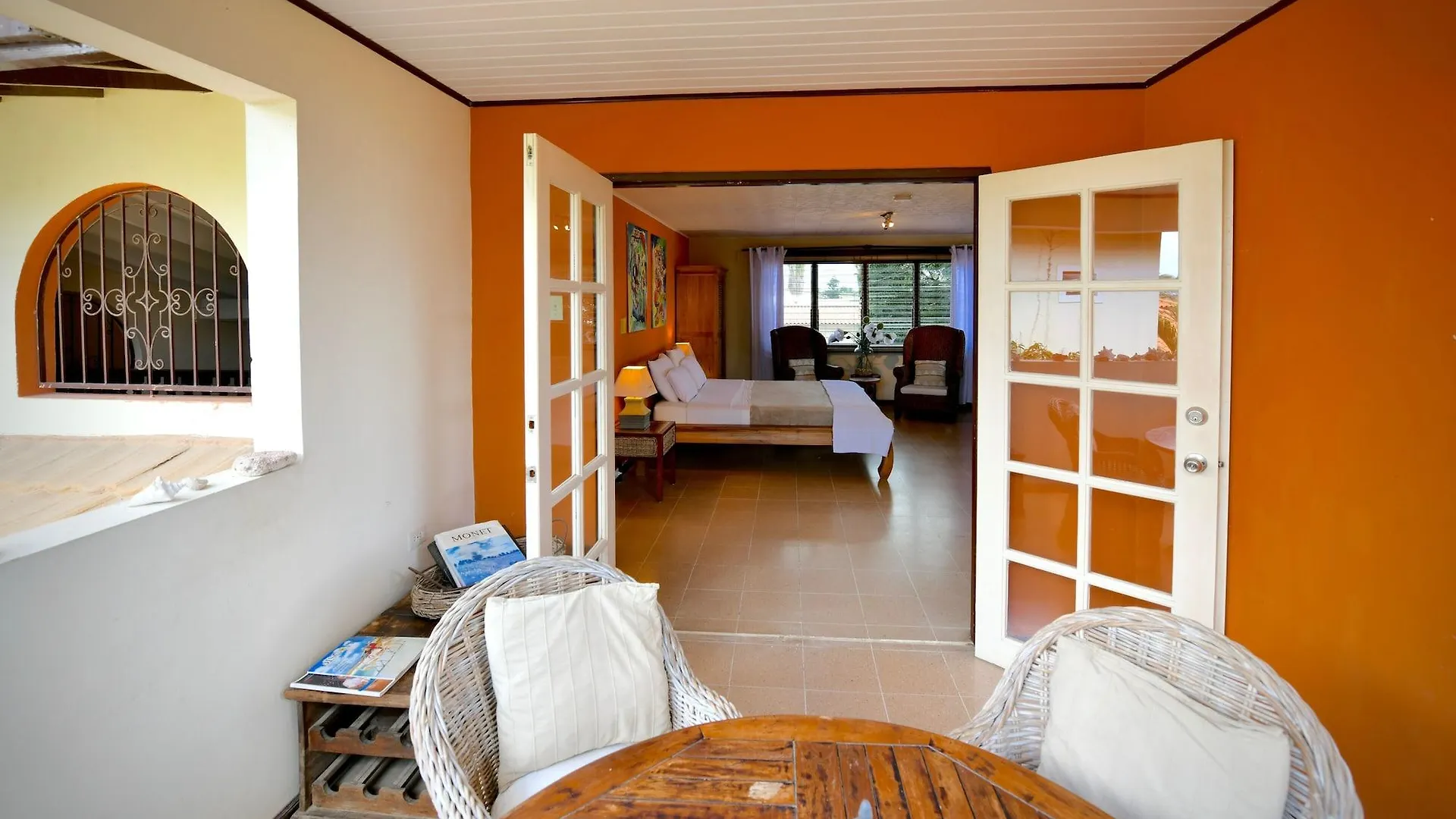 אורנג'סטאד Wonders Boutique Hotel