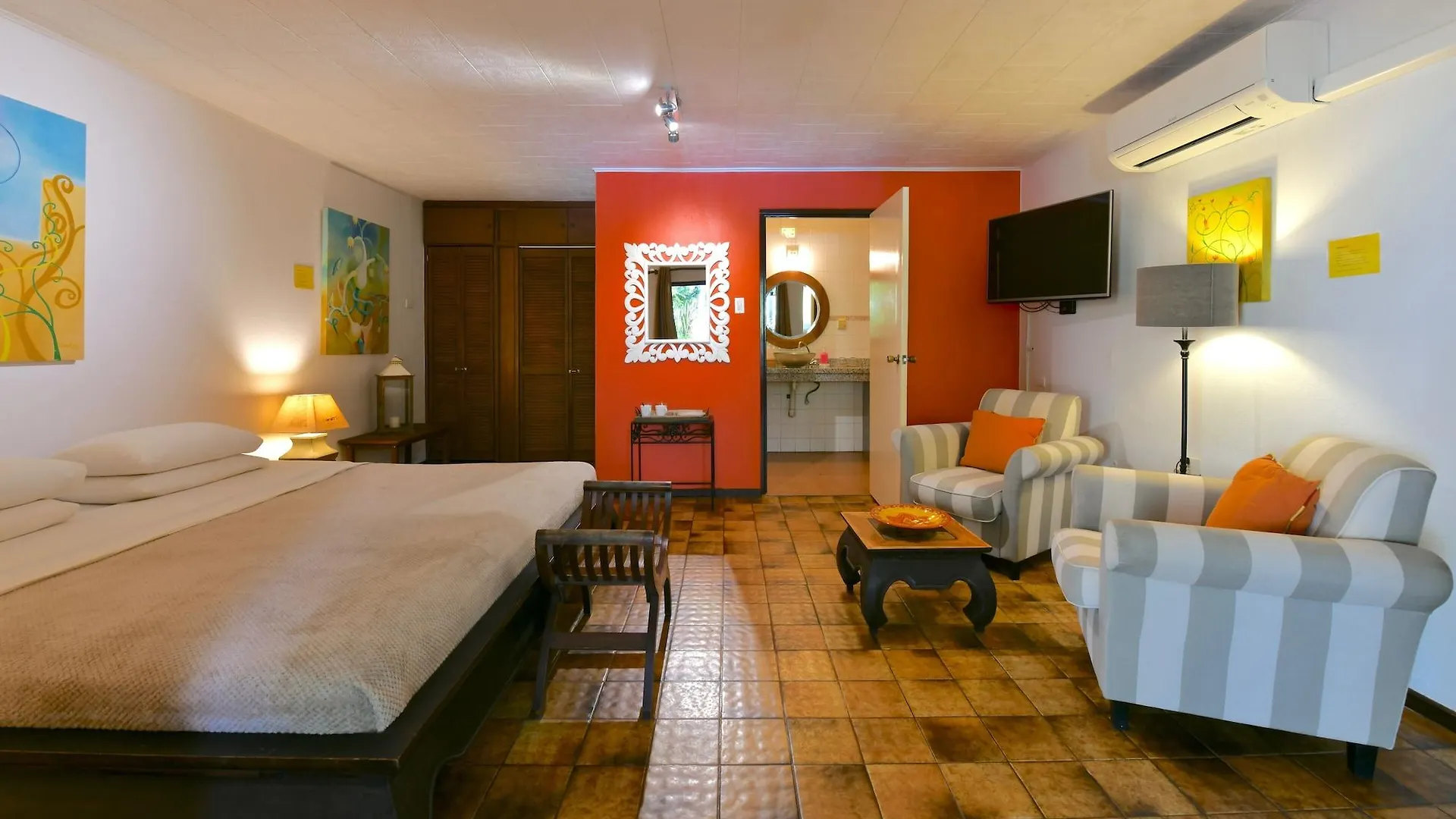 אורנג'סטאד Wonders Boutique Hotel